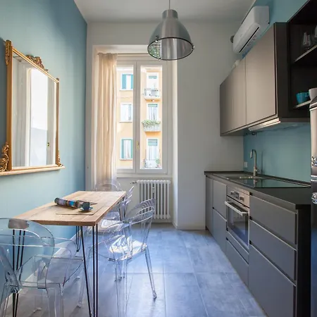 Hacca Collection - Chic 2br In Cool Porta Venezia District Apartment *